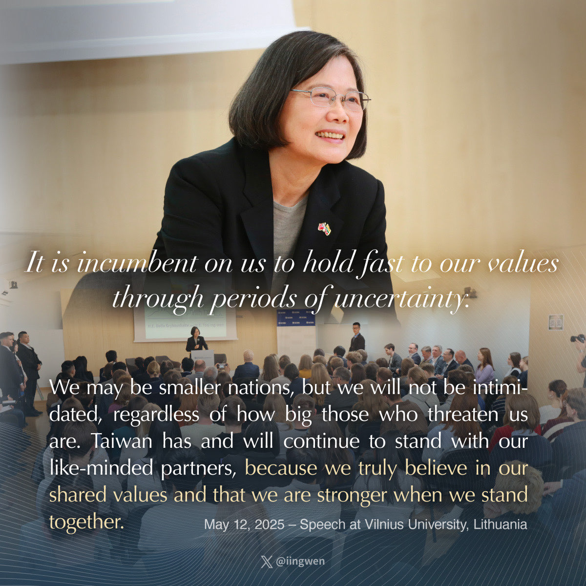 iingwen's tweet image. At Vilnius University, I spoke to former Lithuanian President Dalia @Grybauskaite_LT as well as students & faculty. My message: that democracies, big & small, should stand together to defend our values & hard-earned freedoms.