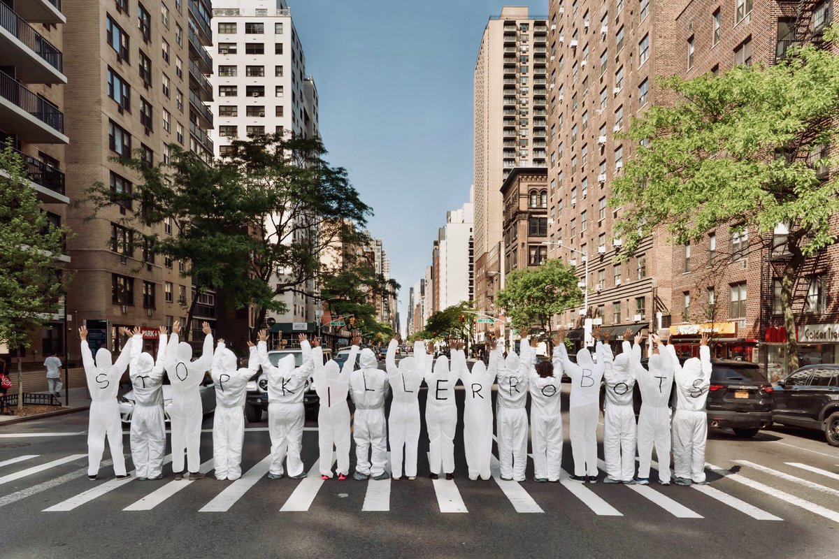 BanKillerRobots's tweet image. Stop Killer Robots members from all over the world are in New York for the first 
talks specifically on #KillerRobots at the UN 🇺🇳 NYC! This is the first time all states will have a seat at the table. All voices need to be heard if we are to create a treaty humanity needs. 1/🧵