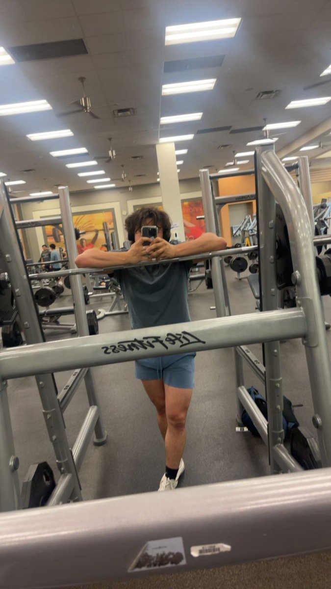 leg day (glute focus)