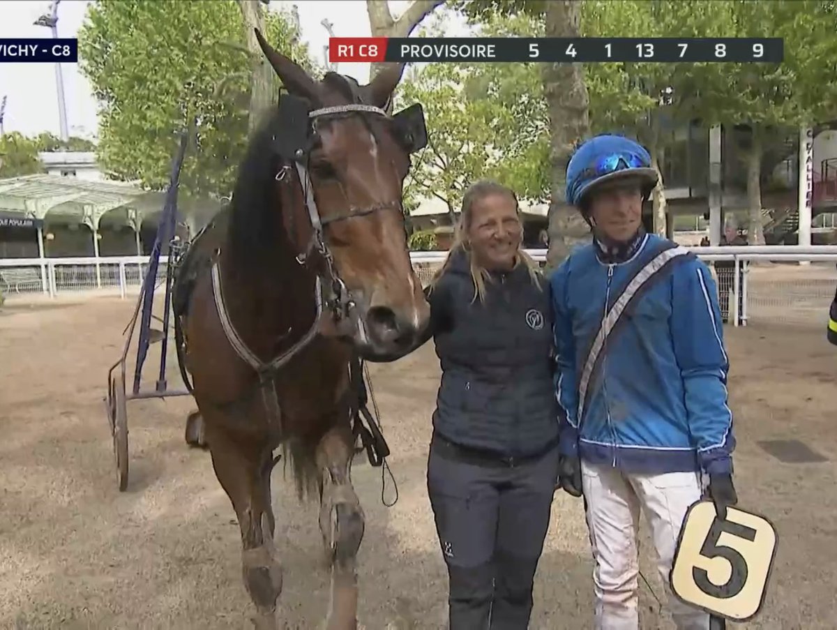 Stall SoFo tweet media