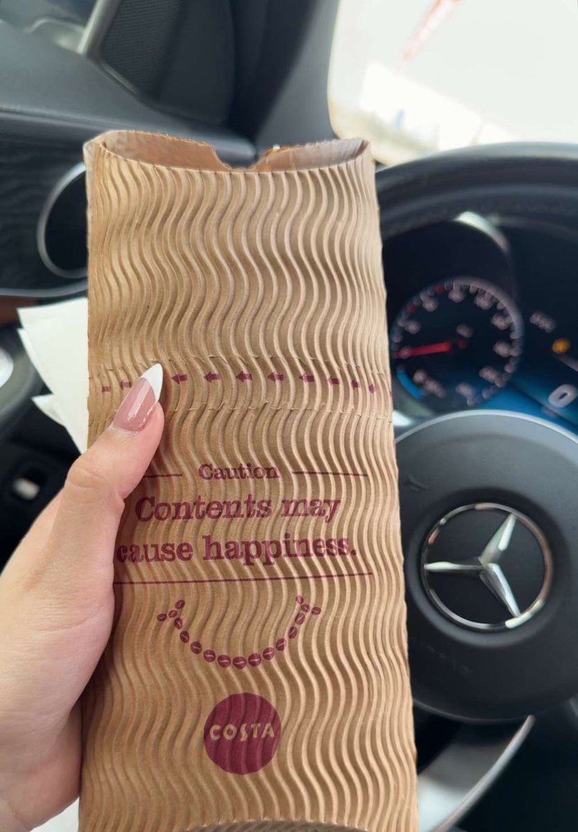 إن قالها الله ؛
" قدامنا الدنيا والأفراح وااجد " 

مسساء الخير 🧡