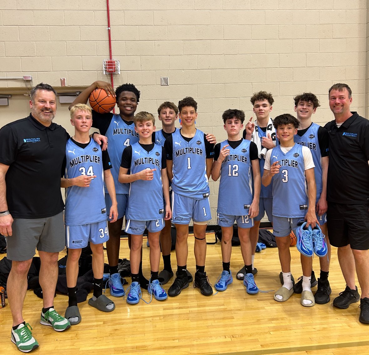 MULTIPLIER BASKETBALL - PUMA NXT CIRCUIT (@multiplierhoops) on Twitter photo Here is the only team on the ENTIRE (all ages) that is 16-0 on the <a href="/PRO16League/">PRO16/NXTPRO League</a> <a href="/PUMAHoops/">PUMA Basketball</a> #1 MULTIPLIER INFANTRY out of the great state of Indiana!
<a href="/MattReynolds___/">Matt Reynolds</a> Here is the only team on the ENTIRE (all ages) that is 16-0 on the <a href="/PRO16League/">PRO16/NXTPRO League</a> <a href="/PUMAHoops/">PUMA Basketball</a> #1 MULTIPLIER INFANTRY out of the great state of Indiana!
<a href="/MattReynolds___/">Matt Reynolds</a>