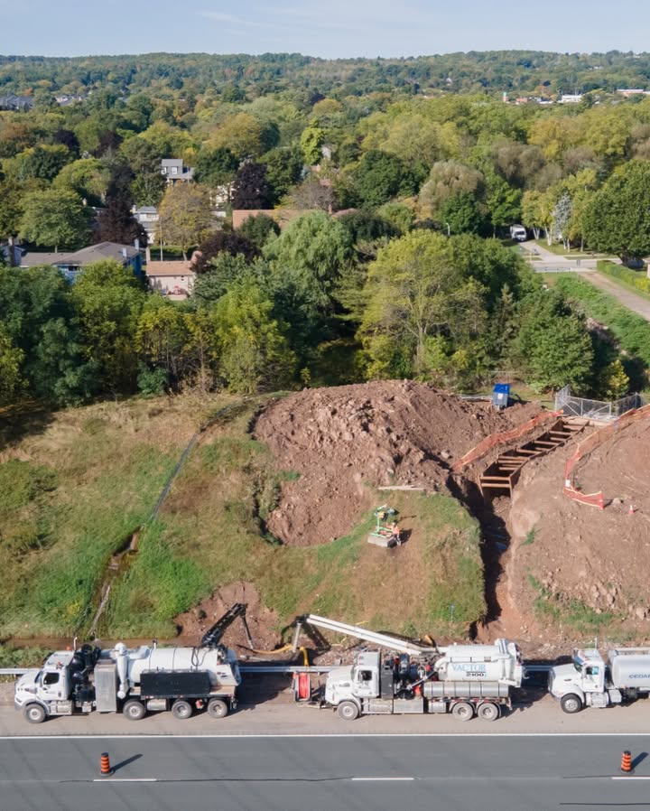 Managing multiple service providers can slow down projects and increase costs.

Super Sucker offers vacuum excavation, material slingers, coring, concrete and more.

Let us be your single point of contact for all your construction needs!
📞(905) 297 4695
📧service@supersucker.ca