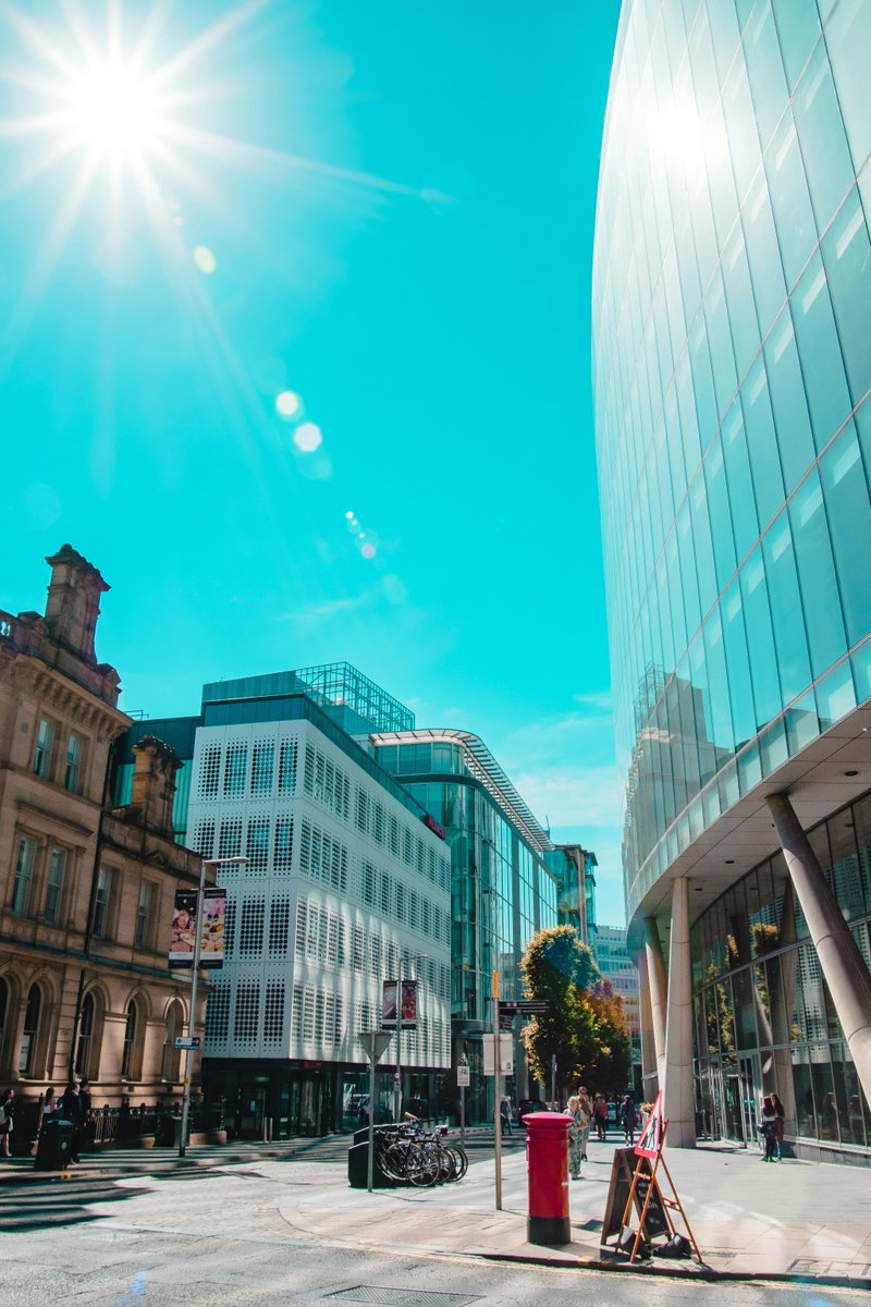Hot weather is really challenging for people living on our streets. They have no access to running water and no shelter to escape the sun or the hot tarmac.

Please help us support them with bottled water, sun cream and sun hats.

barnabus.org/donate-items

#homeless #charity
