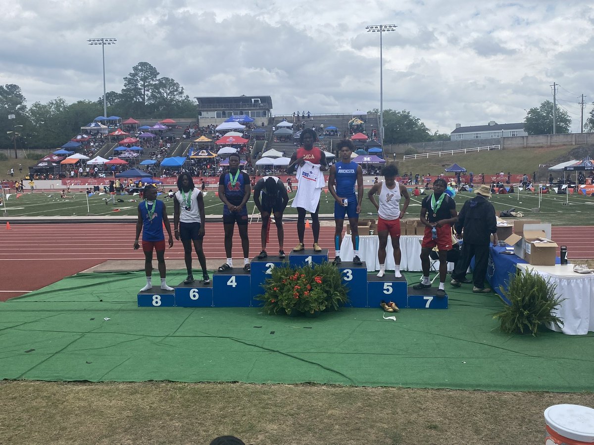 DerrickIrons tweet media