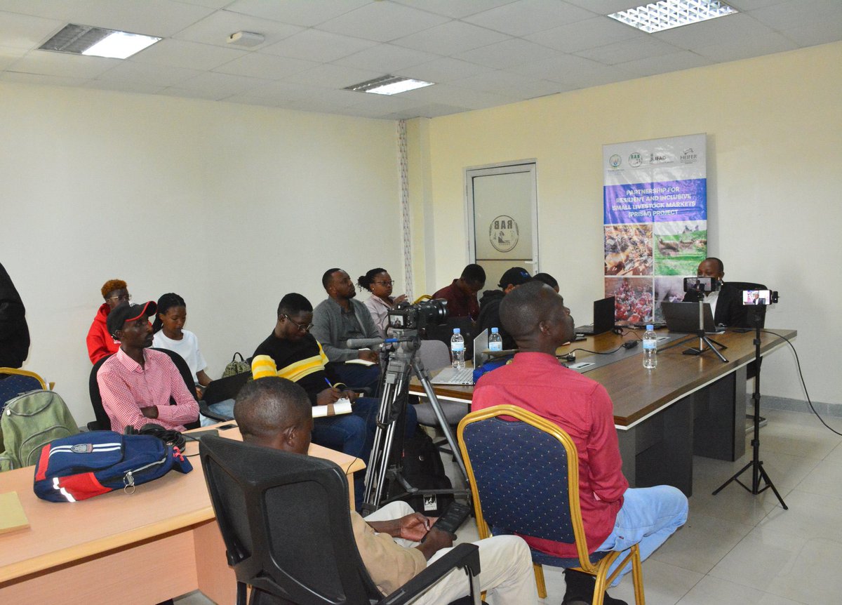 Lee_Fabricee's tweet image. 𝐑𝐰𝐚𝐧𝐝𝐚’𝐬 𝐣𝐨𝐮𝐫𝐧𝐞𝐲 𝐭𝐨𝐰𝐚𝐫𝐝 𝐢𝐧𝐜𝐥𝐮𝐬𝐢𝐯𝐞 𝐚𝐧𝐝 𝐬𝐮𝐬𝐭𝐚𝐢𝐧𝐚𝐛𝐥𝐞 𝐚𝐠𝐫𝐢𝐜𝐮𝐥𝐭𝐮𝐫𝐚𝐥 𝐭𝐫𝐚𝐧𝐬𝐟𝐨𝐫𝐦𝐚𝐭𝐢𝐨𝐧 𝐢𝐬 𝐠𝐚𝐢𝐧𝐢𝐧𝐠 𝐬𝐭𝐫𝐨𝐧𝐠 𝐦𝐨𝐦𝐞𝐧𝐭𝐮𝐦.

Under the #PRISMProject (Partnership for Resilient and Inclusive Small Livestock…