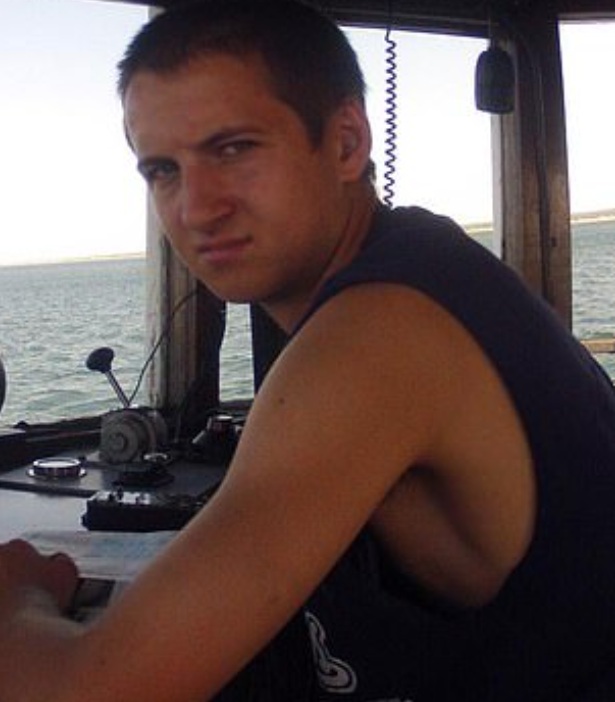 Out now on EP6; the case of #ConradRoy who at 18 years old, suffered from severe depression resulting in him taking his own life. When police searched his phone, they found that #MichelleCarter had anxiously encouraged him to do so. Was she to blame?

abjackentertainment.com/killer-communi…