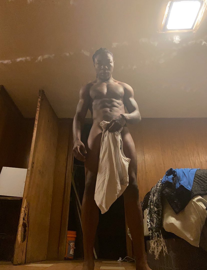 screwlicious_'s tweet photo. HMU doing ft call all day 💪🏿 https://t.co/RiCTwcWlp8