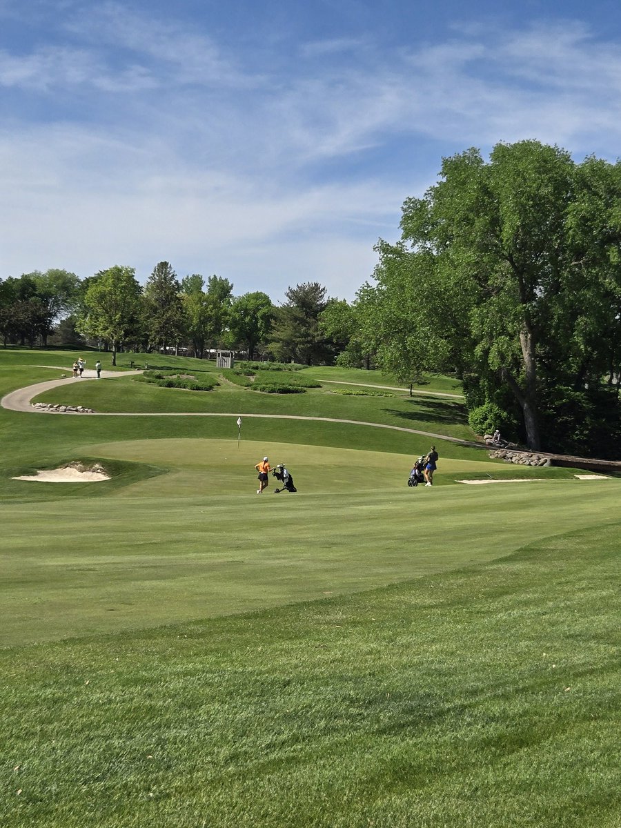 GolfCoachJJ's tweet photo. Recruiting stop on this beautiful day - @DMGCC
#RecruitingTrail #FutureStorm #WhosNext #SCGolf https://t.co/abloWyTCD5