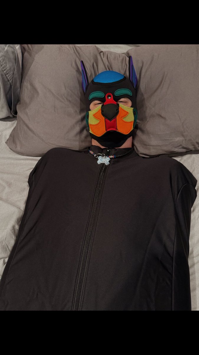 In my comfy place with my new hood on. 😋 with <a href="/Mtowndom1/">Your Master</a>