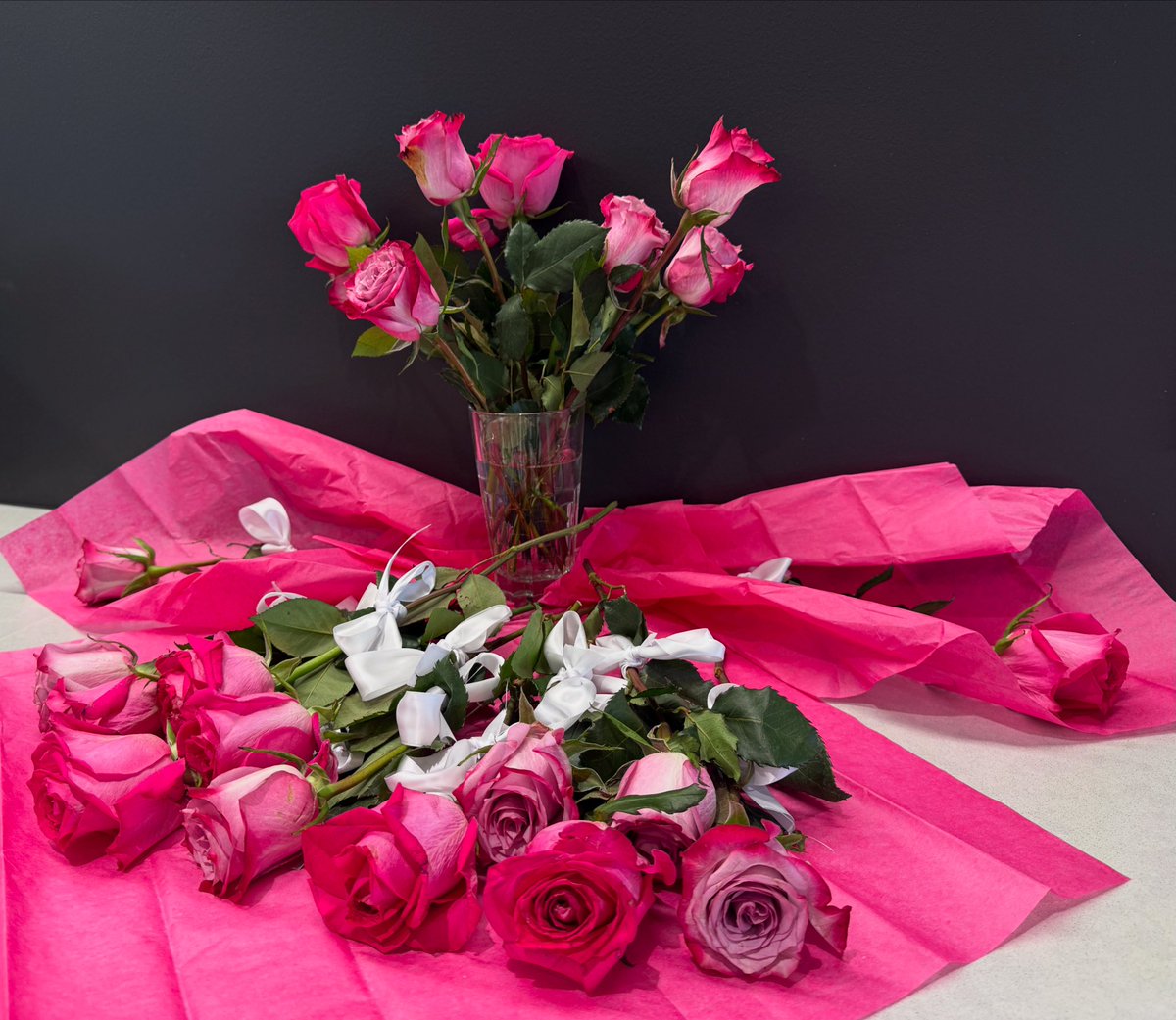 LeeAssociateHOU's tweet image. Mother’s Day was this past weekend, and we gave a flower to every woman in our office to thank them for all they do—at work, at home, and everywhere in between. We hope everyone had a joyful and relaxing Mother’s Day weekend! 💐🌷🌸

#MothersDay #Gratitude #WorkplaceAppreciation