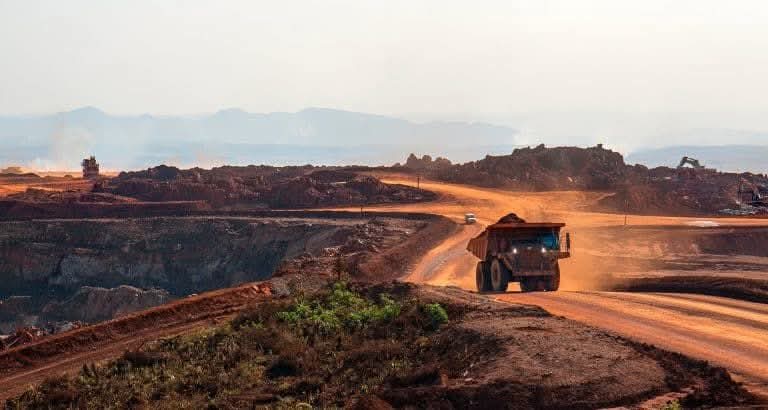 📌Le 5️⃣ mars 2025, le Mali🇲🇱 a franchi une étape importante avec la réforme de son code général des impôts, intégrant l’Impôt spécial sur certains produits (ISCP) à de nouveaux produits miniers tout en abaissant son taux. 

✅️Cette mesure, en complément du Code minier de 2023,
