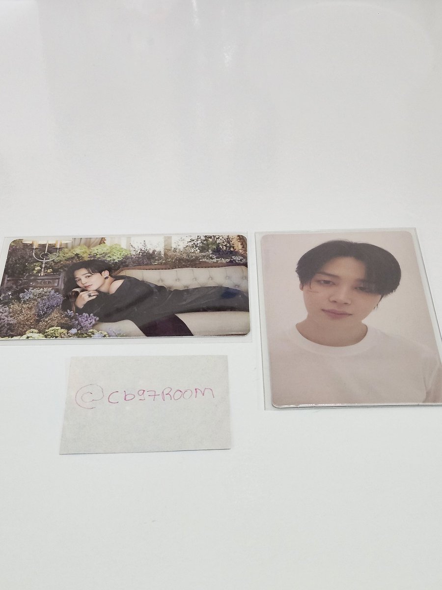CB97R00M's tweet photo. VENDO/VENDA BTS JIMIN 

Face POB Weverse* + sofázinho BE: R$35 + frete. 

Tenho feedbacks positivos! 

*pob avariada, pressmark. https://t.co/nOu5s7Ok4n