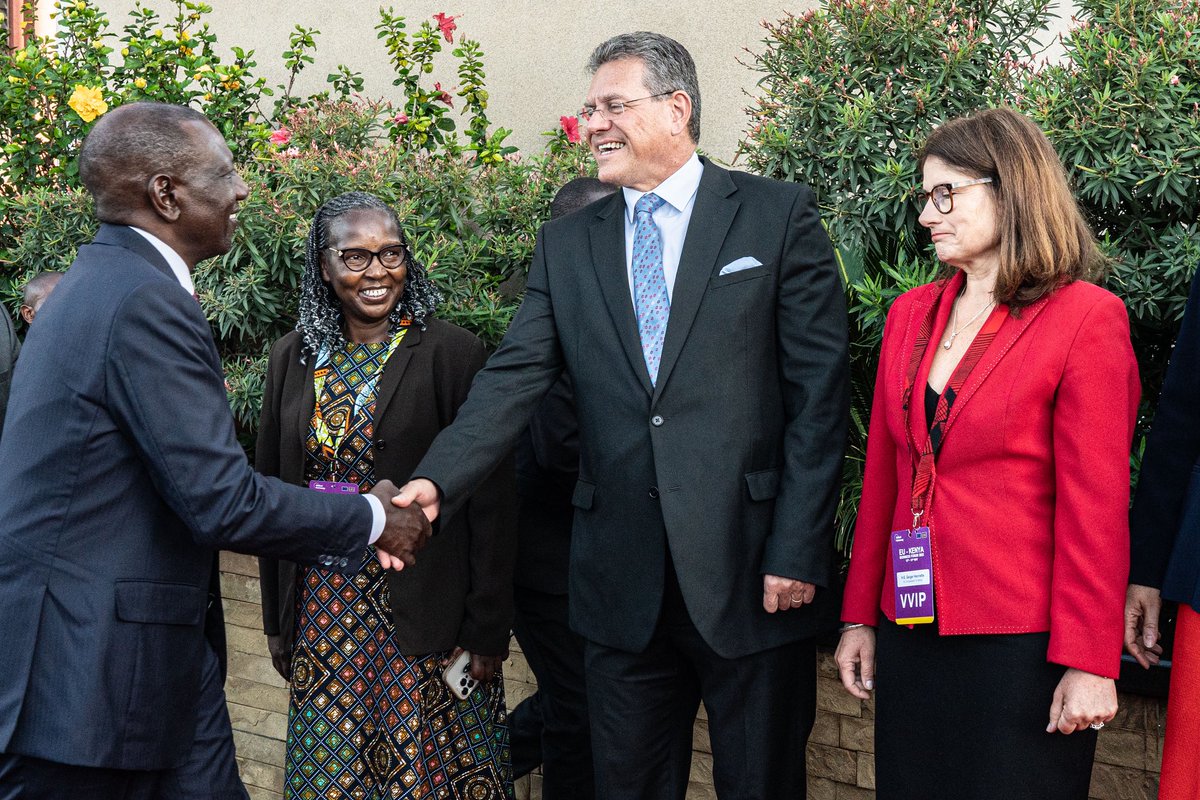Maroš Šefčovič🇪🇺 (@marossefcovic) on Twitter photo A warm, positive exchange with 🇰🇪 President Ruto. In times of trade volatility, our Economic Partnership Agreement offers the stability and predictability for businesses. Proud to advance President <a href="/vonderleyen/">Ursula von der Leyen</a>'s  commitment, as we continue to strengthen our EU-Kenya partnership. A warm, positive exchange with 🇰🇪 President Ruto. In times of trade volatility, our Economic Partnership Agreement offers the stability and predictability for businesses. Proud to advance President <a href="/vonderleyen/">Ursula von der Leyen</a>'s  commitment, as we continue to strengthen our EU-Kenya partnership.