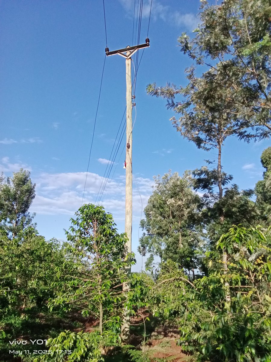 jjackhharry's tweet photo. @KenyaPower_Care Is this safe? https://t.co/IjIZnuX9Ye