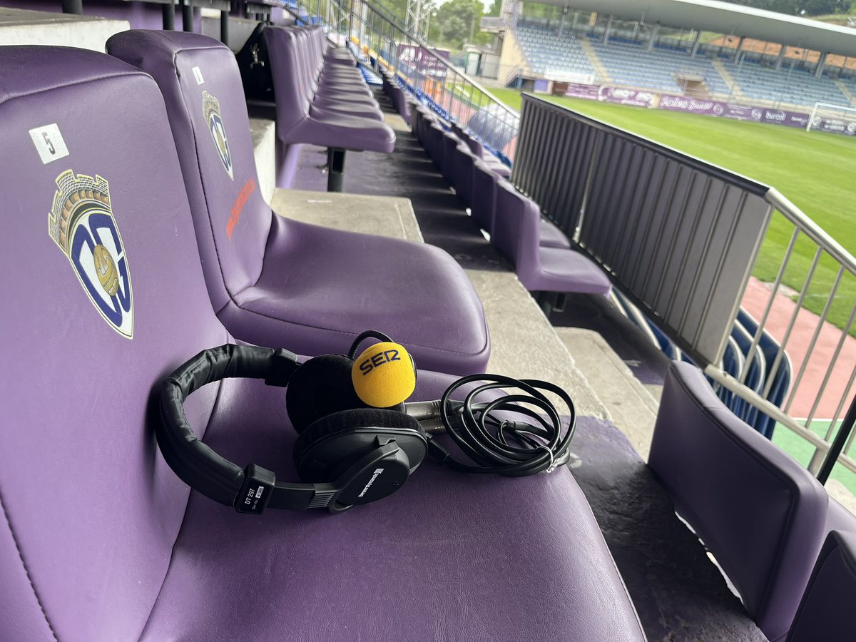 SER Deportivos Guadalajara (@serdeportivosgu) on Twitter photo 🎙️📻
#SerDeportivosGuadalajara
🆕 Si te lo perdiste, ya puedes escuchar nuestra Tertulia Pasión Morada desde el Estadio Pedro Escartín ⚽️💜
🗣️<a href="/bitelchus23/">Bitelchus</a> <a href="/FjeaFjescamilla/">pea</a> <a href="/JuanColubi/">Juan Colubi</a> <a href="/Alvarejo_17/">Alvaro</a> <a href="/SrCuevas1974/">Sr. Cuevas 💜🤍💜</a>
⭐️ <a href="/javierablanque/">Javier Ablanque</a>
🎧➡️ cadenaser.com/audio/ser_guad… vía <a href="/La_SER/">Cadena SER</a> 🎙️📻
#SerDeportivosGuadalajara
🆕 Si te lo perdiste, ya puedes escuchar nuestra Tertulia Pasión Morada desde el Estadio Pedro Escartín ⚽️💜
🗣️<a href="/bitelchus23/">Bitelchus</a> <a href="/FjeaFjescamilla/">pea</a> <a href="/JuanColubi/">Juan Colubi</a> <a href="/Alvarejo_17/">Alvaro</a> <a href="/SrCuevas1974/">Sr. Cuevas 💜🤍💜</a>
⭐️ <a href="/javierablanque/">Javier Ablanque</a>
🎧➡️ cadenaser.com/audio/ser_guad… vía <a href="/La_SER/">Cadena SER</a>