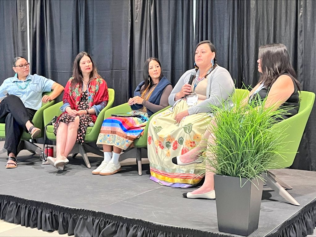 McMaster OCE (@mcmasteroce) on Twitter photo Indigenous scholars & practitioners reflect on the C2UExpo theme, "Partners in Place."
Grounded in the values of relationality reciprocity & respect for land & community. <a href="/MacEwanResearch/">MacEwan Research</a> <a href="/McMasterU/">McMaster University</a>
<a href="/KarenBalcom/">Karen Balcom</a> <a href="/ajesusjoseph/">Ameil J. Joseph Ph.D. (he/him)</a>
#C2UExpo #McMasterOCE Indigenous scholars & practitioners reflect on the C2UExpo theme, "Partners in Place."
Grounded in the values of relationality reciprocity & respect for land & community. <a href="/MacEwanResearch/">MacEwan Research</a> <a href="/McMasterU/">McMaster University</a>
<a href="/KarenBalcom/">Karen Balcom</a> <a href="/ajesusjoseph/">Ameil J. Joseph Ph.D. (he/him)</a>
#C2UExpo #McMasterOCE