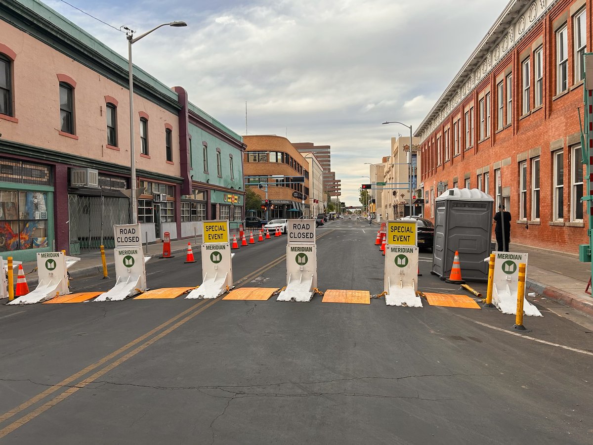 abqdmd's tweet photo. Say goodbye to our old barricades and check out our new specialty barriers for Downtown! These barriers look great and still keep the road safe for pedestrians on weekends. #DMDBuilds https://t.co/jILpH1220x