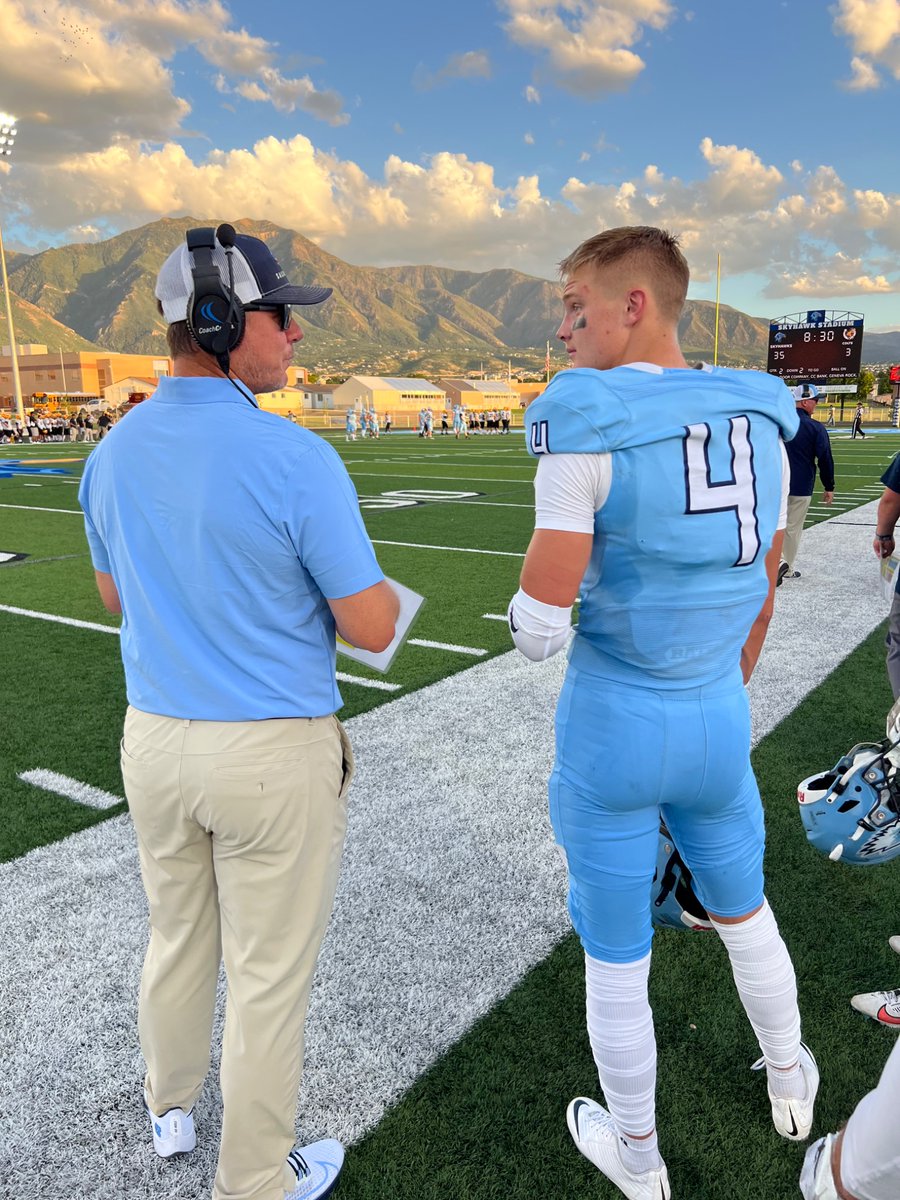 PeytonHigginson's tweet photo. Post a picture and tag a coach you would run through a brick wall for! @JeffHigginson @HigginsonJoel @hills_salem @ScottBrumfield @Nickbrumfield26 💪 https://t.co/e2IORrdlFC