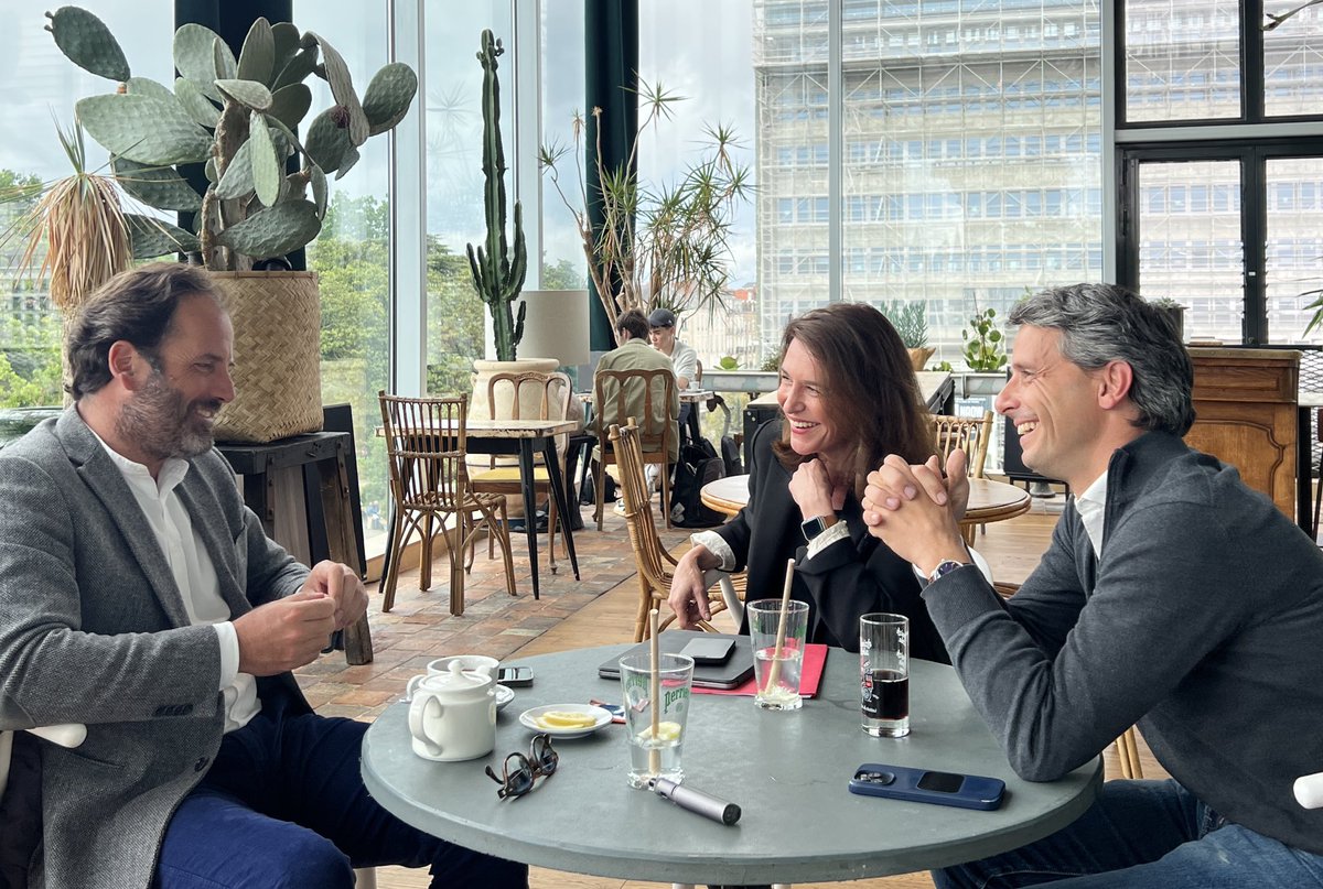 Merci <a href="/C_MORANCAIS/">Christelle MORANÇAIS</a> pour ton engagement et ton écoute au service du rassemblement pour #Nantes . Travail que nous portons et qui avance avec <a href="/Foulques44/">Foulques Chombart de Lauwe</a> et les élus du centre !

#rassemblement #nantes2026 #municipales2026 #droiteetcentre  #horizons #LesRepublicains 

<a href="/NaoNantes/">Nao Nantes</a>