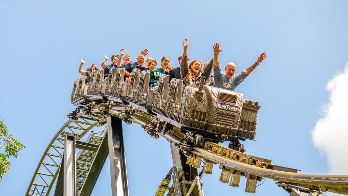 Are you choosing front or back row here? 🤔