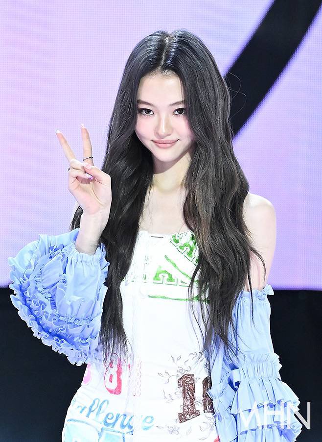 𝗺𝘆 𝗲𝘆𝗲𝘀 𝗼𝗽𝗲𝗻 𝘃𝘃𝗶𝗱𝗲. (2025)