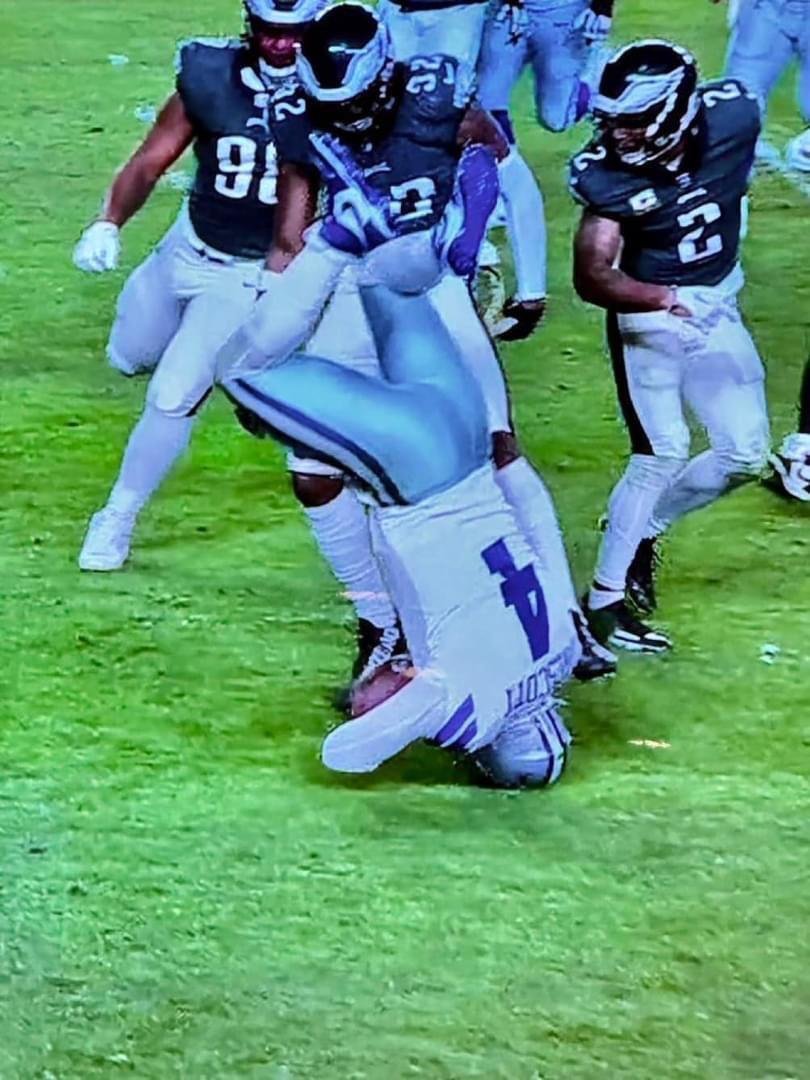last time Dak played in Philly end up on his head😂