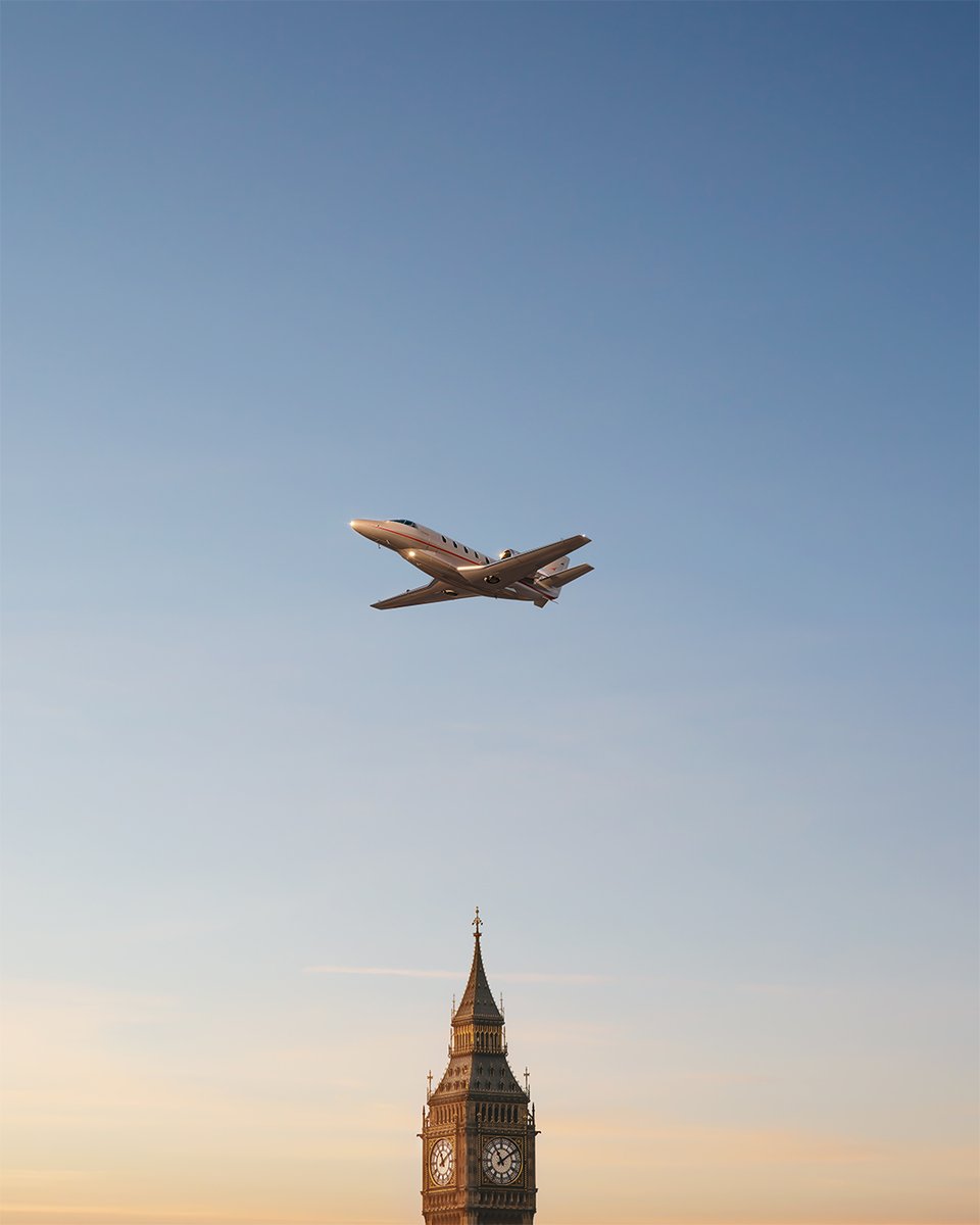 #VistaJet brings the @cessna Citation XLS aircraft in the iconic #silverwitharedstripe livery to the UK market, operated by new partner @saxonair. This milestone offers clients unparalleled flexibility to fly point-to-point across the UK: brnw.ch/21wSAzx