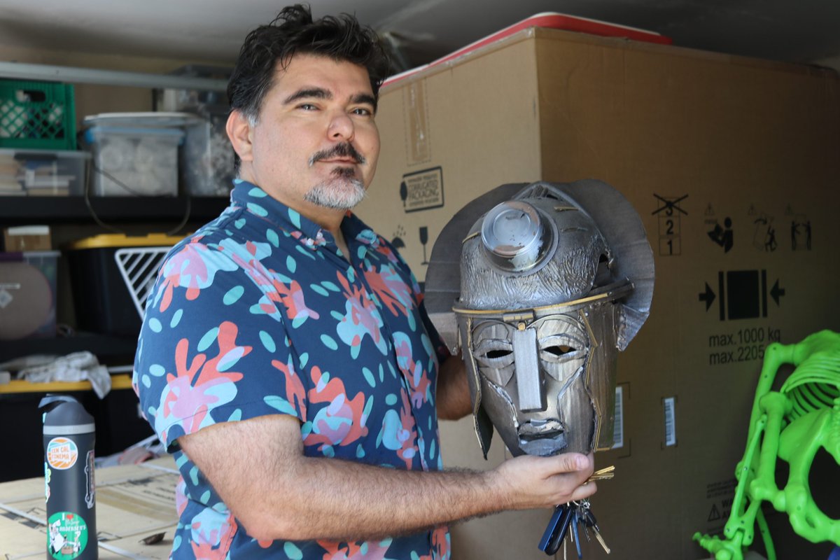 fresnoland's tweet image. How a Fresno movie-lover elevated Swede Fest from a ‘shitty little gallery’ to drawing Hollywood’s praises fresnoland.org/2025/05/12/fre…