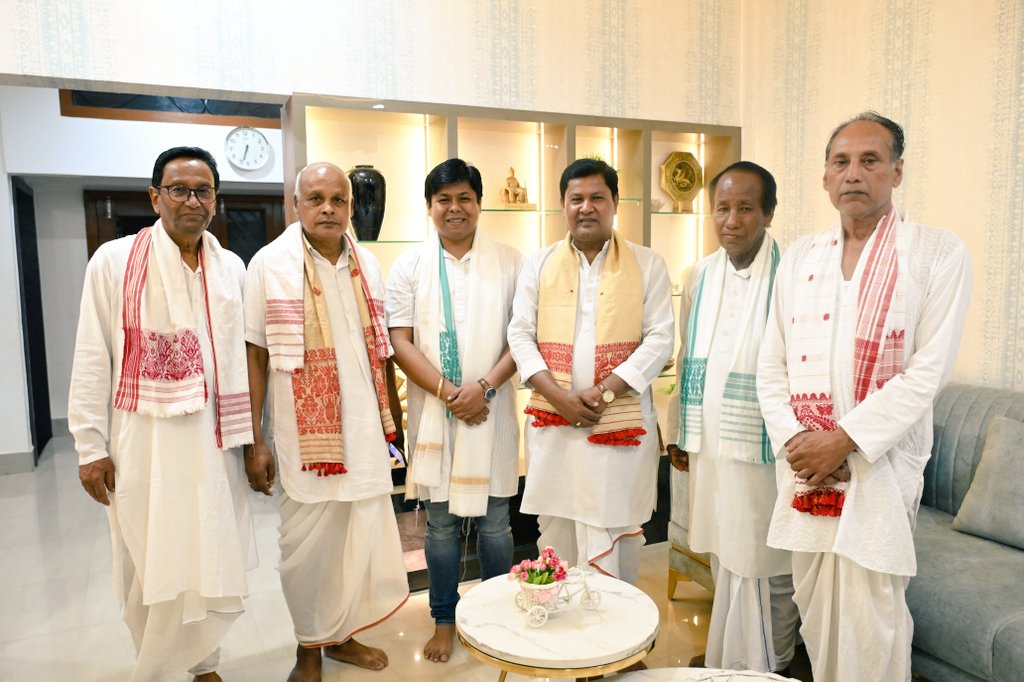 Taranga Gogoi (@tarangagogoi) on Twitter photo āĻāĻāĻŋ āĻļā§ā§°ā§āĻŽāύā§āϤ āĻļāĻāĻā§°āĻĻā§ā§ą āϏāĻā§āĻā§° āĻĒā§ā§°āϧāĻžāύ āϏāĻŽā§āĻĒāĻžāĻĻāĻ āĻļā§ā§°ā§āϝā§āϤ āĻā§āĻļāϞ āĻ āĻžāĻā§ā§°ā§āϝāĻŧāĻž āĻŦāĻžāĻĒ āĻā§°ā§ āϏāĻā§āĻā§° āϏā§āϤ⧠āĻāĻĄāĻŧāĻŋāϤ āύāĻžāĻšā§°āĻāĻā§āϝāĻŧāĻžā§° āĻā§āĻāĻāύāĻŽāĻžāύ āĻŦāĻžāĻĒā§° āϏā§āϤ⧠āĻāĻŽāĻžā§° āĻŦāĻžāϏāĻā§āĻšāϤ āĻāĻŋāĻā§ āϏā§āĻšāĻžā§°ā§āĻĻā§āϝāĻŽā§āϞāĻ āĻāϞā§āĻāύāĻžāϤ āĻŽāĻŋāϞāĻŋāϤ āĻšā§ āĻāύāύā§āĻĻāĻŋāϤ āĻšâāϞā§āĻāĨ¤
āĻāϤāĻŋāĻĒā§ā§°ā§āĻŦā§ āύāĻžāĻšā§°āĻāĻā§āϝāĻŧāĻžāϤ āĻ
āύā§āώā§āĻ āĻŋāϤ āĻļā§ā§°ā§āĻŽāύā§āϤ āĻļāĻāĻā§°āĻĻā§ā§ą āϏāĻā§āĻā§° ⧝⧧ āϏāĻāĻā§āϝāĻ āĻŦāĻžā§°ā§āώāĻŋāĻ āĻ
āϧāĻŋā§ąā§āĻļāύāϤ, āĻ
āϧāĻŋā§ąā§āĻļāύāĻāύ⧰ āĻāĻāĻŋ āĻļā§ā§°ā§āĻŽāύā§āϤ āĻļāĻāĻā§°āĻĻā§ā§ą āϏāĻā§āĻā§° āĻĒā§ā§°āϧāĻžāύ āϏāĻŽā§āĻĒāĻžāĻĻāĻ āĻļā§ā§°ā§āϝā§āϤ āĻā§āĻļāϞ āĻ āĻžāĻā§ā§°ā§āϝāĻŧāĻž āĻŦāĻžāĻĒ āĻā§°ā§ āϏāĻā§āĻā§° āϏā§āϤ⧠āĻāĻĄāĻŧāĻŋāϤ āύāĻžāĻšā§°āĻāĻā§āϝāĻŧāĻžā§° āĻā§āĻāĻāύāĻŽāĻžāύ āĻŦāĻžāĻĒā§° āϏā§āϤ⧠āĻāĻŽāĻžā§° āĻŦāĻžāϏāĻā§āĻšāϤ āĻāĻŋāĻā§ āϏā§āĻšāĻžā§°ā§āĻĻā§āϝāĻŽā§āϞāĻ āĻāϞā§āĻāύāĻžāϤ āĻŽāĻŋāϞāĻŋāϤ āĻšā§ āĻāύāύā§āĻĻāĻŋāϤ āĻšâāϞā§āĻāĨ¤
āĻāϤāĻŋāĻĒā§ā§°ā§āĻŦā§ āύāĻžāĻšā§°āĻāĻā§āϝāĻŧāĻžāϤ āĻ
āύā§āώā§āĻ āĻŋāϤ āĻļā§ā§°ā§āĻŽāύā§āϤ āĻļāĻāĻā§°āĻĻā§ā§ą āϏāĻā§āĻā§° ⧝⧧ āϏāĻāĻā§āϝāĻ āĻŦāĻžā§°ā§āώāĻŋāĻ āĻ
āϧāĻŋā§ąā§āĻļāύāϤ, āĻ
āϧāĻŋā§ąā§āĻļāύāĻāύ⧰