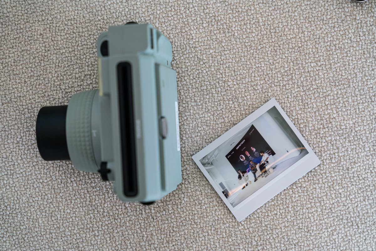 🚀 DeFINTECH Recap: On April 30th, our event brought blockchain visionaries to @DaosHub during the <a href="/token2049/">TOKEN2049</a>. 

Real talks &amp; big ideas about the future of neobanking in <a href="/telegram/">Telegram Messenger</a> - here’s how it went! 🧵👇