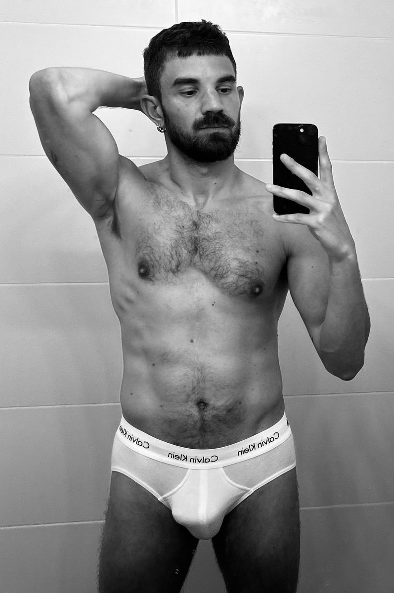 francoiiiiix's tweet photo. 👻 https://t.co/63XSHIh0L5