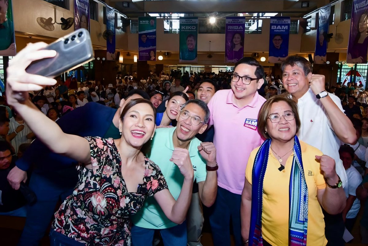 iamphilrb's tweet photo. Step-by-the-step pala. 🥹#Halalan2025 https://t.co/dHYl7WEele