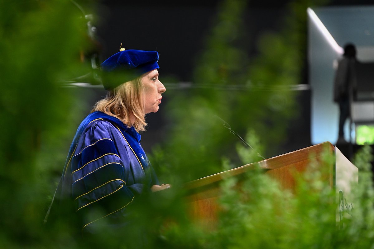 PSU_CollegeOfEd's tweet photo. A powerful day at Pegula Ice Arena as @penn_state College of Education celebrated the #Classof2025. Grateful to keynote speaker Jhan D. Doughty for inspiring our grads to build inclusive communities and lead with purpose. 💙

#WeAre #changED #PSUGrad https://t.co/QauDnlfRwG