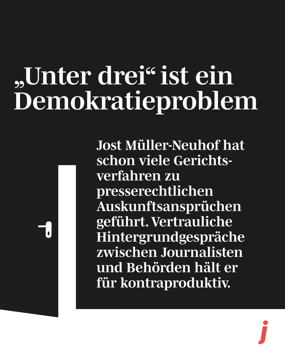 journ_online's tweet image. „Der Staat bestimmt selbst, mit wem er bevorzugt sein Wissen teilt“.
Jost Müller-Neuhof kritisiert im neuen journalist das Konzept „unter drei“ bei Regierungsbehörden.
Den ganzen Artikel hier frei lesen: journalist.de/meinung/meinun…