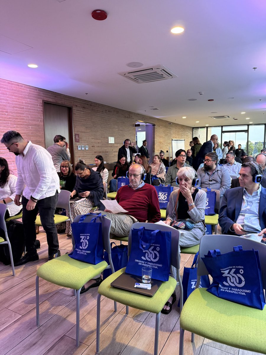 🌍🇨🇴 ¡La Reducción de Daños llegó a Colombia! 🌟

El pasado 26 de abril de 2025, Bogotá fue sede del evento satélite Satélite 360° – Reducción de Daños en Tabaquismo, realizado en la terraza del Hotel Hyatt Place Bogotá. Este evento marcó un hito en la promoción de políticas de