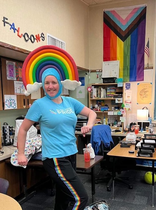 Gays Against Groomers (@againstgrmrs) on Twitter photo Here's a question we saw <a href="/RobSchneider/">Rob Schneider πΊπΈ</a> asking:
Why is talking sexually at work considered sexual harassment, but talking about sexuality to kids in elementary school considered "essential?"
Answer below in the comments! π Here's a question we saw <a href="/RobSchneider/">Rob Schneider πΊπΈ</a> asking:
Why is talking sexually at work considered sexual harassment, but talking about sexuality to kids in elementary school considered "essential?"
Answer below in the comments! π