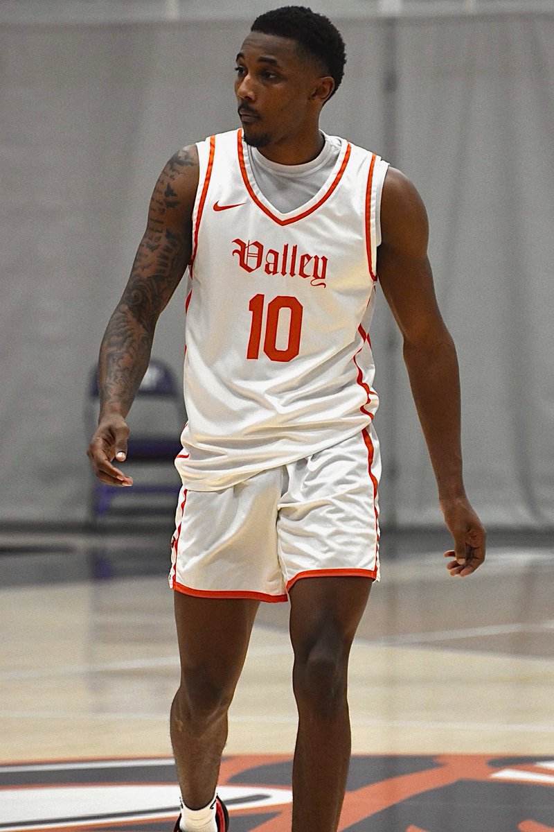 Warren Central Athletics tweet media