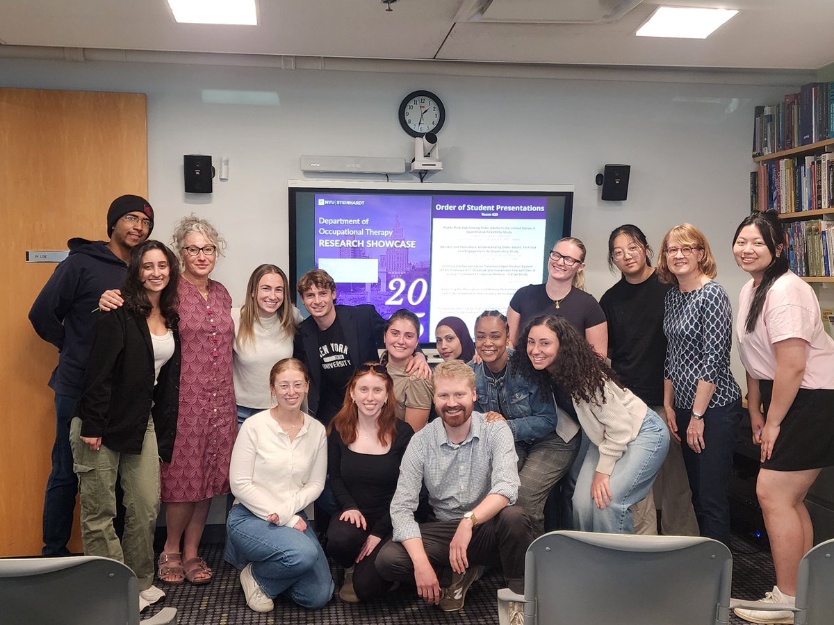 Each year #NYU MSOT students in the Research Interpretation course give presentations with the results of their faculty-mentored research projects that they work on throughout the semester. Congratulations to all!

#OT #NYUOT #NYUSteinhardt #OccupationalTherapyStudent #OTResearch