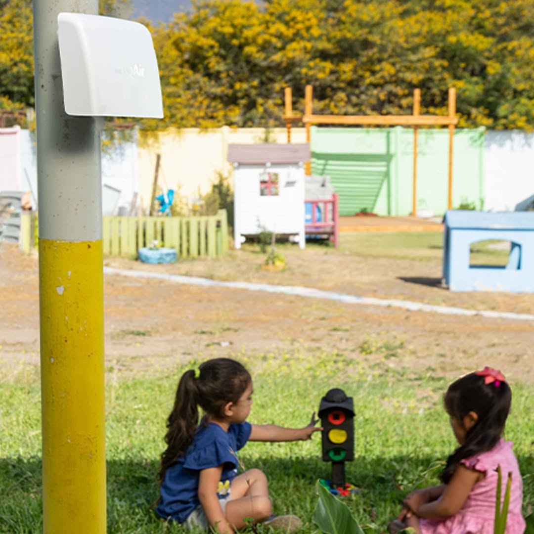 Just 21% of the world has access to real-time air quality data. Schools4Earth could raise that to 94%. That’s climate action you can measure. Join the movement at the link below. #schools4earth #airquality #airpollution #cleanair #schools

iqair.com/us/schools4ear…