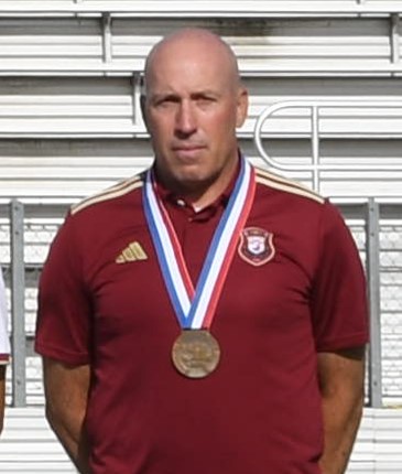 🎉 Give a big round of applause to Saginaw High School,'s very own Coach Colin Yocom, who was named the Region 1 Coach of the Year after the team's historic season!👏 Congratulations, Coach Yocom! #EMSproud