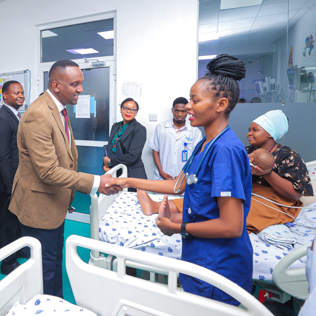 Caamil8's tweet image. Heartfelt Giving at JAKAYA KIKWETE CARDIAC INSTITUTE!
Today, I had the honor of visiting the Jakaya Kikwete Cardiac Institute, where I witnessed the incredible care and dedication shown to children with heart conditions.
In support of these brave little fighters,…