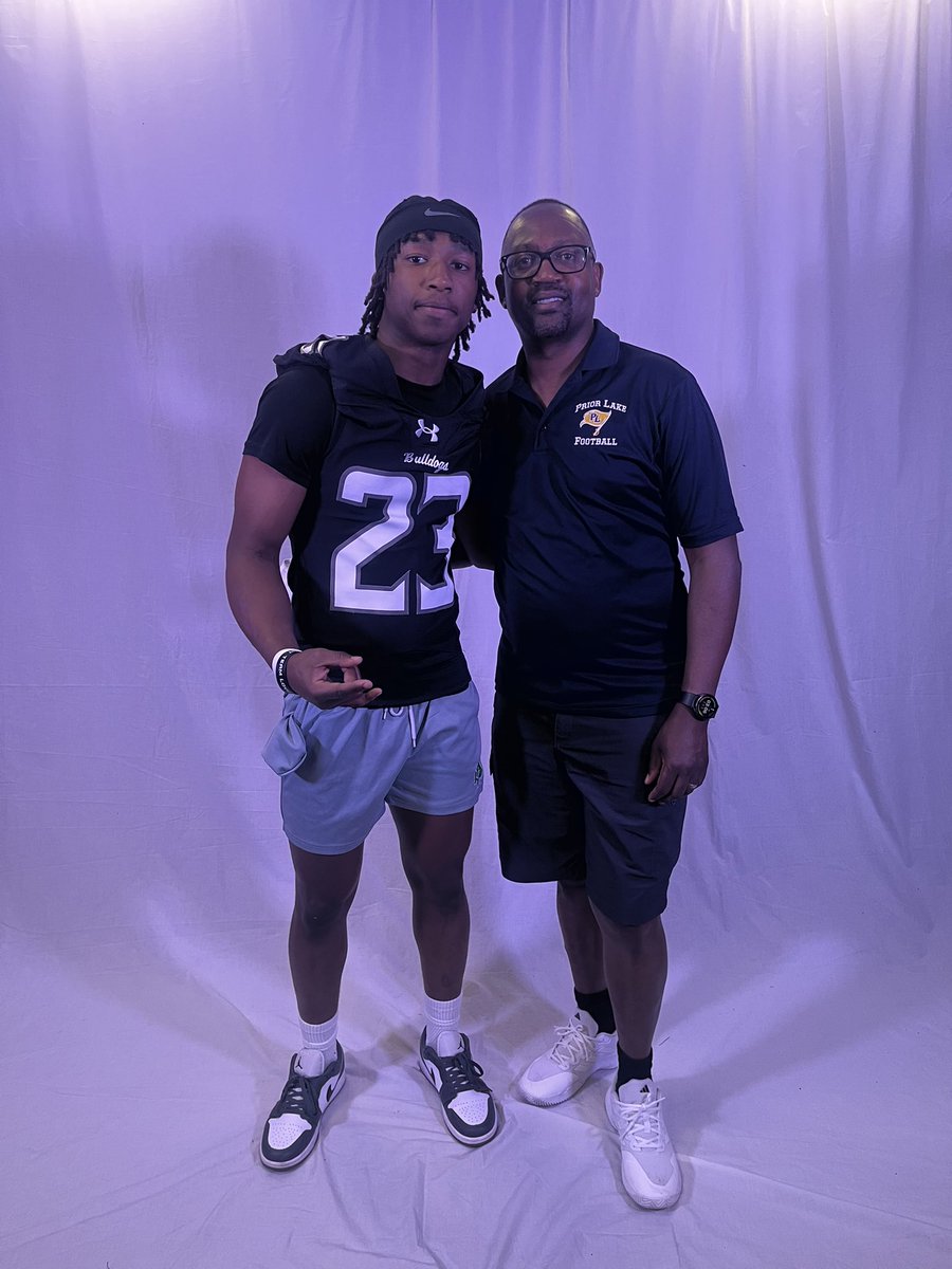 Aiden Mbinda (@mbindaaiden) on Twitter photo Thank you <a href="/UMD_Football/">UMD Football</a> for a great time up in Duluth for the Junior Day. Had a lot of great conversations with <a href="/CoachVogler/">Chase Vogler</a> and <a href="/CoachVogler/">Chase Vogler</a>. Hoping to stay in contact and keep growing the relationship. Thank you <a href="/UMD_Football/">UMD Football</a> for a great time up in Duluth for the Junior Day. Had a lot of great conversations with <a href="/CoachVogler/">Chase Vogler</a> and <a href="/CoachVogler/">Chase Vogler</a>. Hoping to stay in contact and keep growing the relationship.