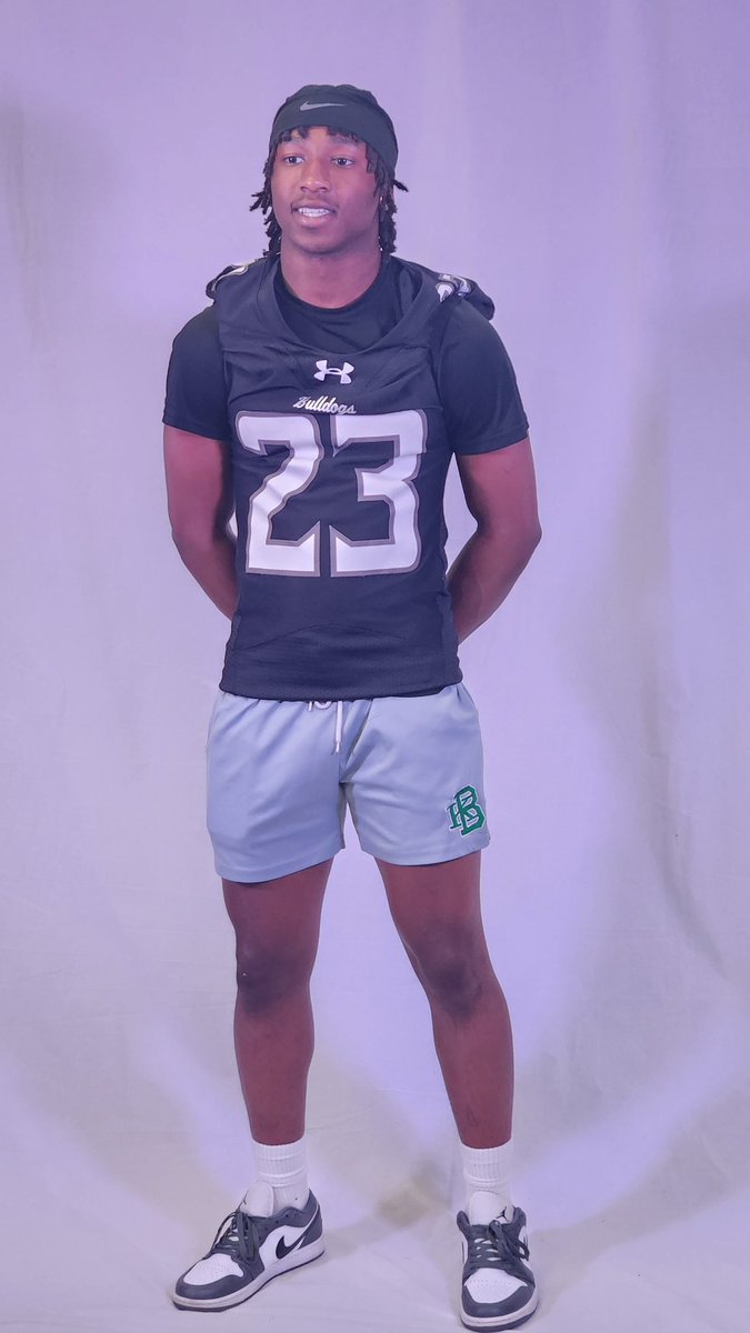 MbindaAiden's tweet image. Thank you @UMD_Football for a great time up in Duluth for the Junior Day. Had a lot of great conversations with @CoachVogler and @CoachVogler. Hoping to stay in contact and keep growing the relationship.