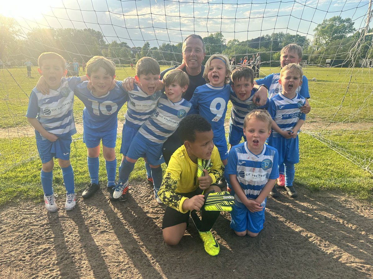 Maghull FC U6 (White) (@maghullfc_) on Twitter photo The boys back in action tonight 🔥
MNF <a href="/HightownJFL/">HightownJFL</a> ⚽️
Great goals from Ralphie, Jacob Q, Bobby and a hattrick from Freddie Mc
Parents 🏆 Tobey 🧤
Managers 🏆 Fraser
Well done boys, brilliant tonight 💙⚽️ The boys back in action tonight 🔥
MNF <a href="/HightownJFL/">HightownJFL</a> ⚽️
Great goals from Ralphie, Jacob Q, Bobby and a hattrick from Freddie Mc
Parents 🏆 Tobey 🧤
Managers 🏆 Fraser
Well done boys, brilliant tonight 💙⚽️