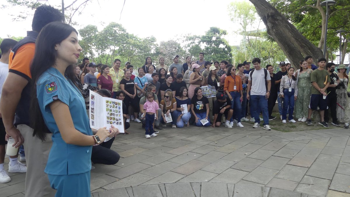 ZeebraDesigns's tweet image. It is not what one has planned for the day, but what the day has planned for you! We learned that last Friday at the Migratory Bird Day birding event at Parque las Vegas/Portoviejo/Ecuador! Sha-zam! @PortoviejoGAD @enviroamericas @WMBD