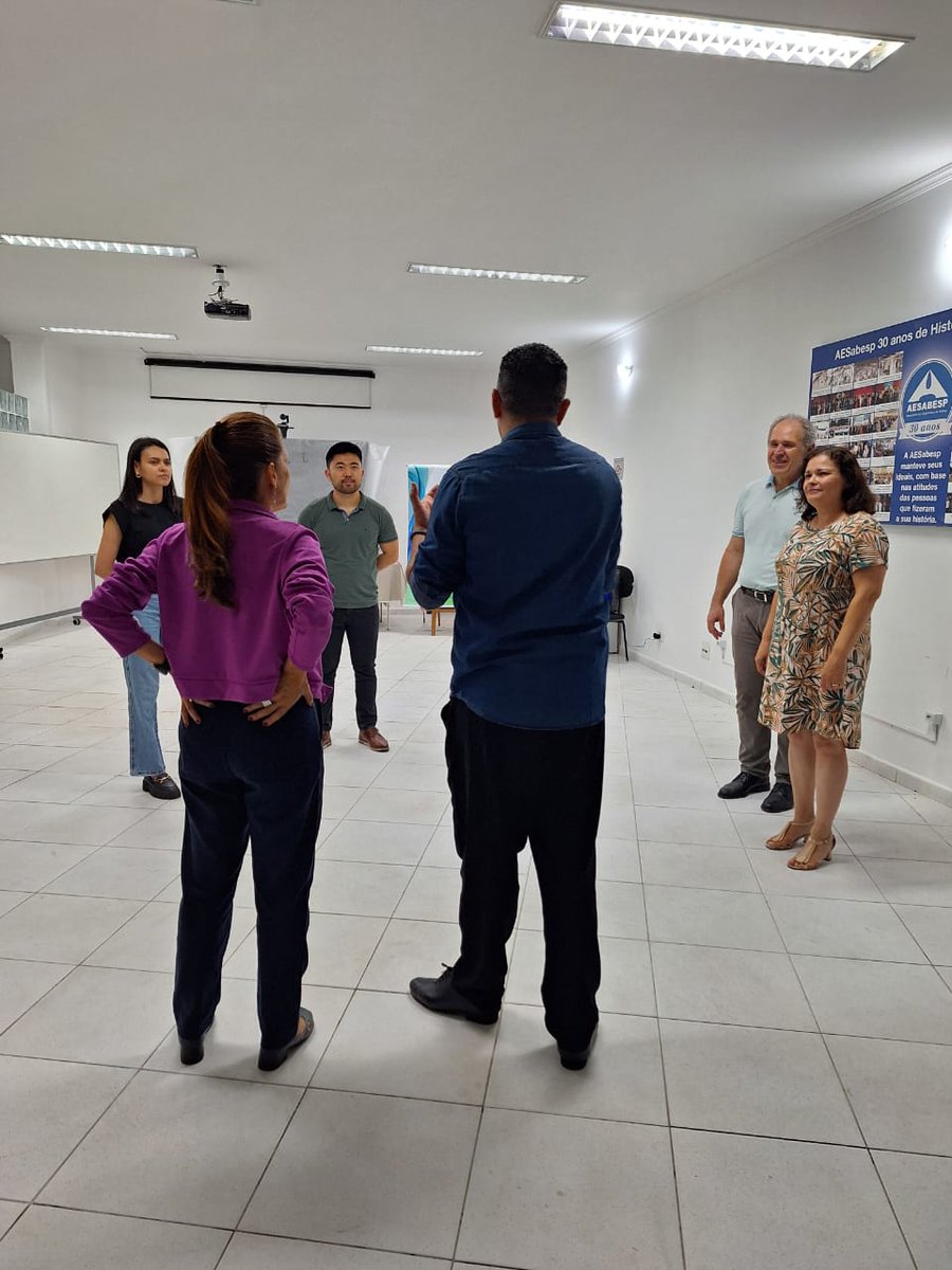 AESabesp's tweet photo. 💃No aquecimento para o Jantar Dançante 2025, a AESabesp preparou aulas especiais de Dança de Salão para associados e associadas! 😉Entre no ritmo você também! As inscrições são gratuitas e estão abertas.

🔗Confira como foi a primeira aula
https://t.co/DbTzOeCWIu https://t.co/IbMwp5VCju