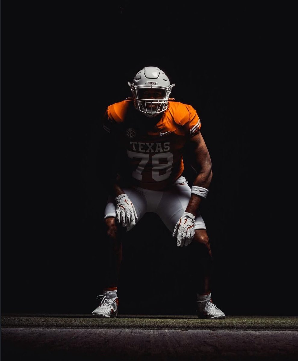 oluwasemilore olubobola (@52_olubobola) on Twitter photo Blessed to receive an offer from the University of Texas!!#HornsUp
<a href="/CoachRichHansen/">Rich Hansen π΄ββ οΈ</a> <a href="/KinslerLatish/">Latish Kinsler</a> <a href="/SeanBarowski_/">Sean Barowski Jr</a> <a href="/CoachOFlaherty/">Ryan O'Flaherty</a> <a href="/SPPFootball/">St. Peter's Football π΄ββ οΈ</a> <a href="/joeRteacher/">Joe Rotondi</a> <a href="/tyler_calvaruso/">Tyler Calvaruso</a> <a href="/BobbyDeren/">Bobby Deren</a> <a href="/RyanSnyderOn3/">Ryan Snyder</a> <a href="/KJJFlood/">Kyle Flood</a> Blessed to receive an offer from the University of Texas!!#HornsUp
<a href="/CoachRichHansen/">Rich Hansen π΄ββ οΈ</a> <a href="/KinslerLatish/">Latish Kinsler</a> <a href="/SeanBarowski_/">Sean Barowski Jr</a> <a href="/CoachOFlaherty/">Ryan O'Flaherty</a> <a href="/SPPFootball/">St. Peter's Football π΄ββ οΈ</a> <a href="/joeRteacher/">Joe Rotondi</a> <a href="/tyler_calvaruso/">Tyler Calvaruso</a> <a href="/BobbyDeren/">Bobby Deren</a> <a href="/RyanSnyderOn3/">Ryan Snyder</a> <a href="/KJJFlood/">Kyle Flood</a>
