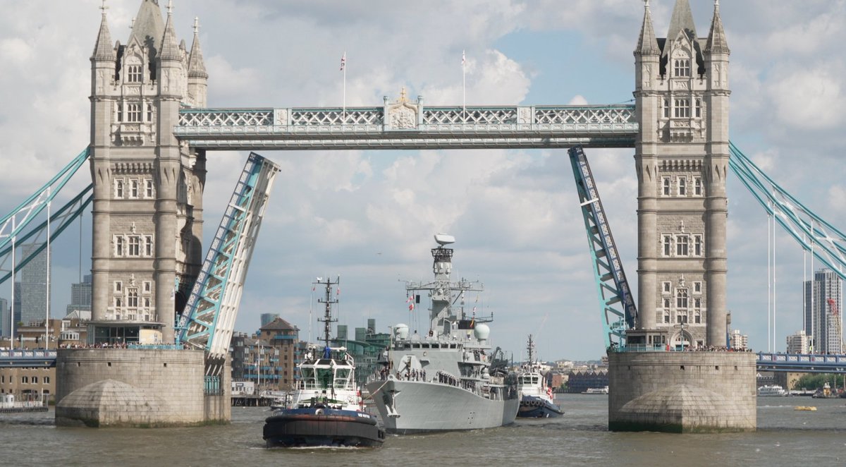 HMS SUTHERLAND tweet media