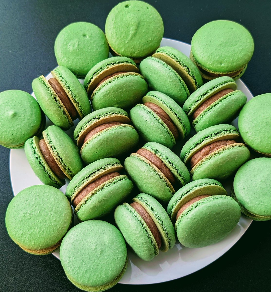CherylCorrin's tweet photo. Apple 🍏 Cinnamon Macs! https://t.co/MFE1INdGlO